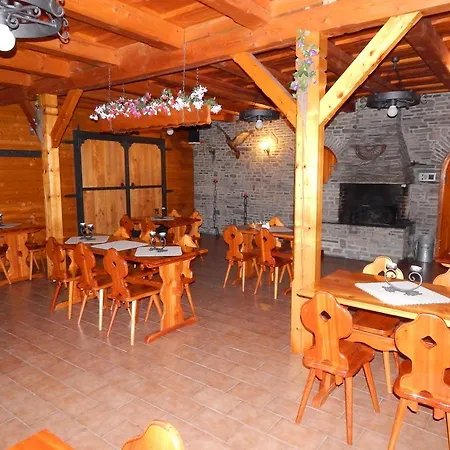 Koliba-jurena Inn Frenstat pod Radhostem